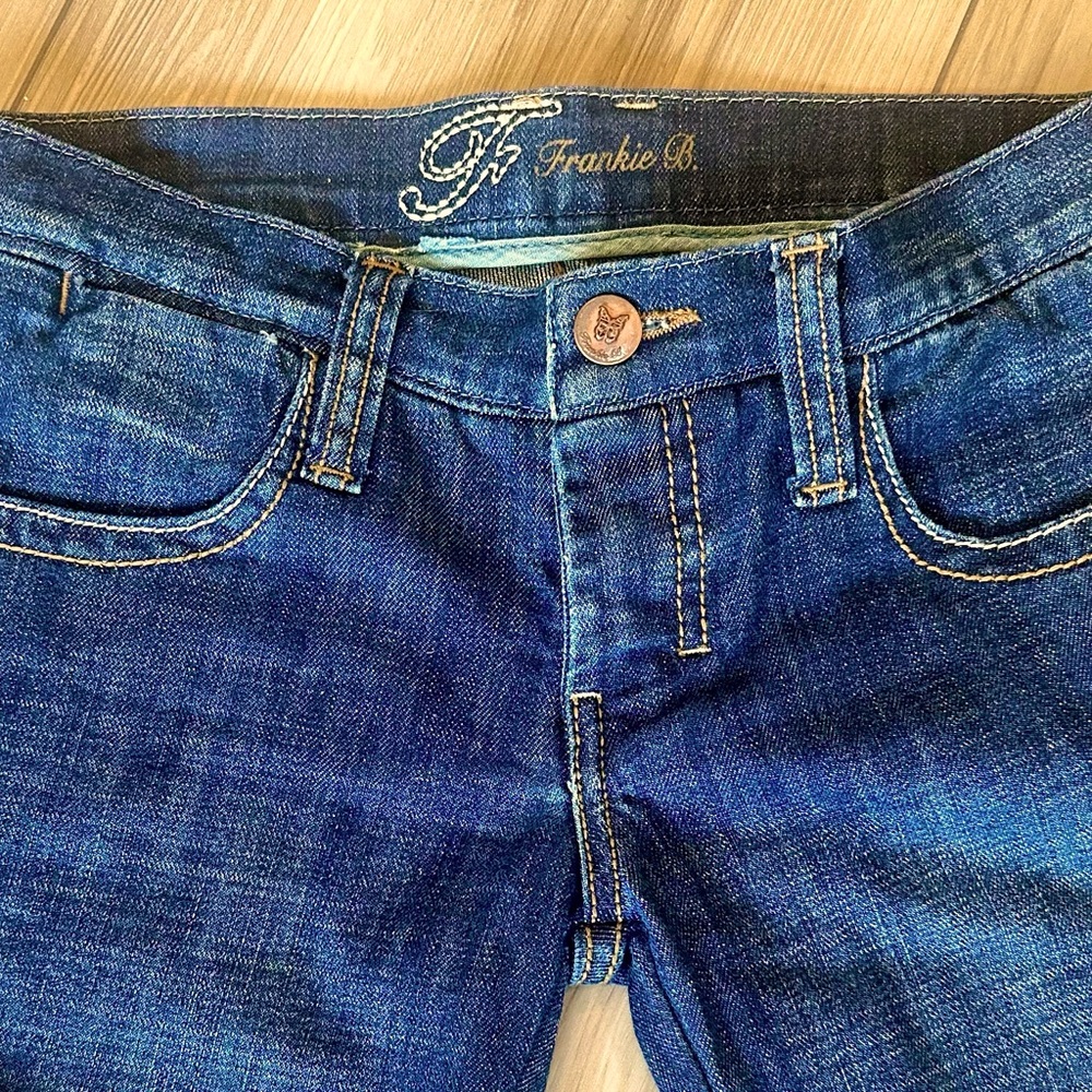 Y2K FRANKIE B ULTRA LOW CAPRI CUFFED JEANS - Picture 7 of 11